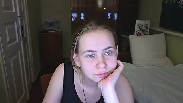 Riley Roo online show from February 2025 04:25:01 PM