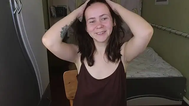 Riley Roo online show from September 2025 08:43:01 AM