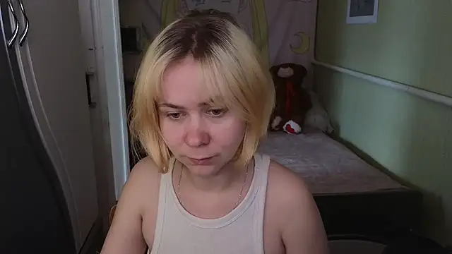 Riley Roo online show from April 2026 08:43:02 AM