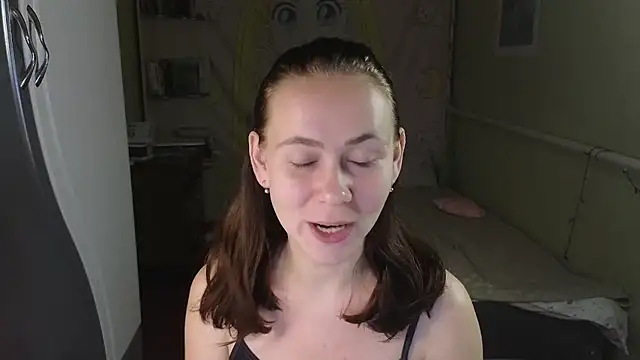 Snapshot of Riley_Roo chatting on October 2025 06:51:01 PM Riley Roo online show from October 2025 06:51:01 PM