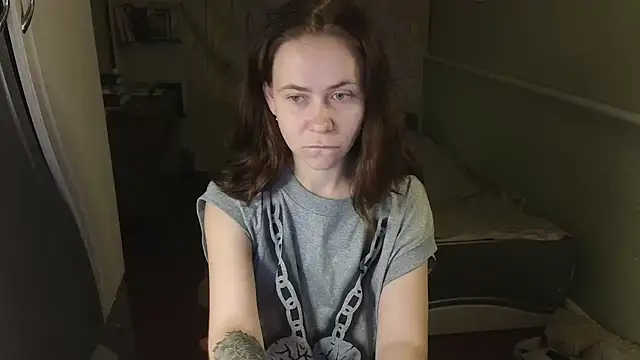 Riley Roo online show from November 2025 04:55:02 PM