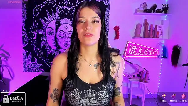 Violet-Queen online show from April 2026 01:13:02 AM