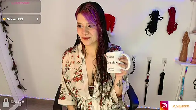 Violet-Queen online show from December 2024 10:39:02 AM