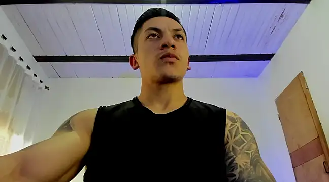 aquiles 51 online show from March 2025 10:45:02 PM