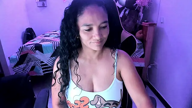 Snapshot of rayza_mature_154 chatting on November 2025 02:43:02 PM rayza mature 154 online show from November 2025 02:43:02 PM