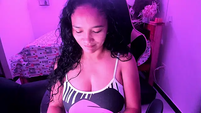 Snapshot of rayza_mature_154 chatting on November 2025 02:54:02 PM rayza mature 154 online show from November 2025 02:54:02 PM