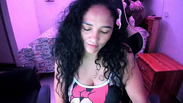 rayza mature 154 online show from May 2026 03:32:01 PM