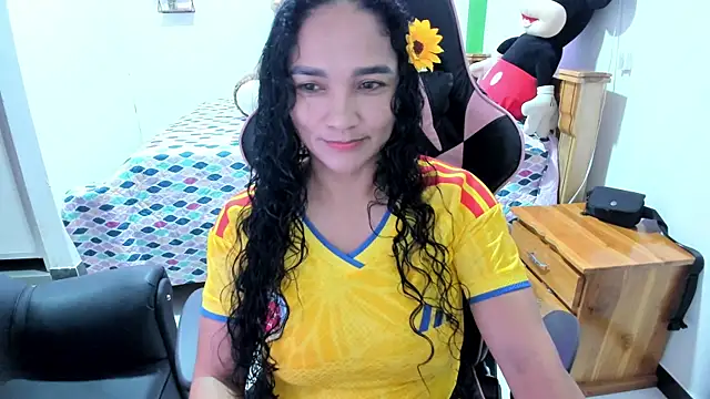 Snapshot of rayza_mature_154 chatting on June 2026 06:35:01 PM rayza mature 154 online show from June 2026 06:35:01 PM
