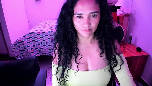 Snapshot of rayza_mature_154 chatting on June 2026 04:34:01 PM rayza mature 154 online show from June 2026 04:34:01 PM