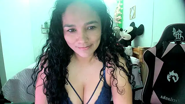 Snapshot of rayza_mature_154 chatting on October 2025 11:49:02 PM rayza mature 154 online show from October 2025 11:49:02 PM