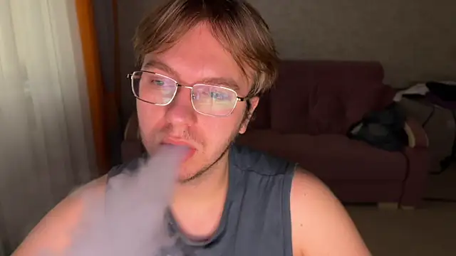 kiopiggy online show from December 2025 07:07:02 AM