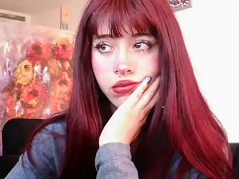 Snapshot of SuzzyyM chatting on September 2025 09:26:01 PM SuzzyyM online show from September 2025 09:26:01 PM