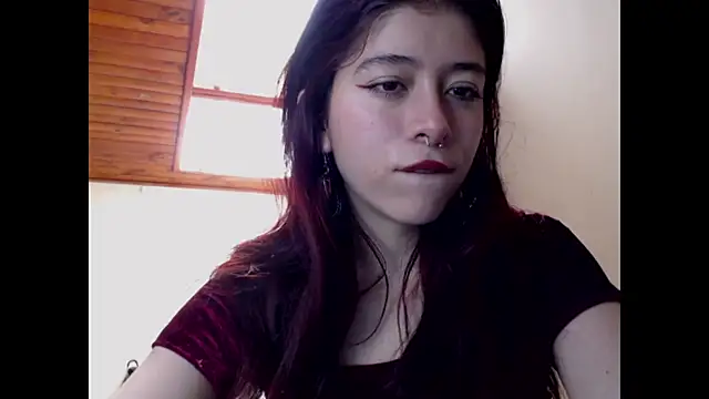 Snapshot of SuzzyyM chatting on March 2025 03:56:01 PM SuzzyyM online show from March 2025 03:56:01 PM