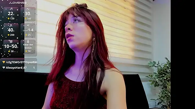 SuzzyyM online show from March 2026 08:47:02 PM