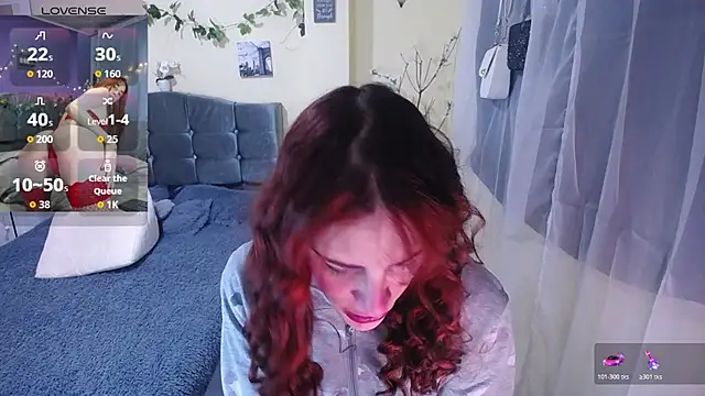 IsaBaileys  online show from February 2026 12:50:01 AM