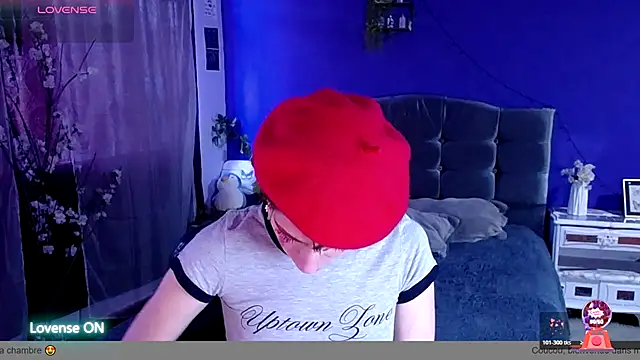 IsaBaileys  online show from October 2025 08:32:02 PM