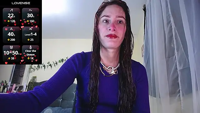 IsaBaileys  online show from February 2026 11:59:02 PM