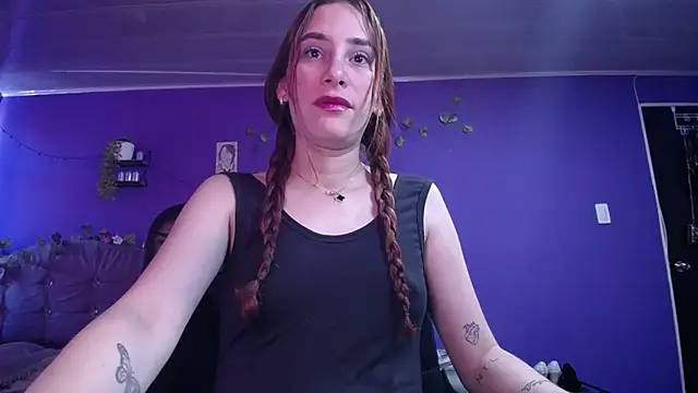 IsaBaileys  online show from September 2025 08:15:01 PM