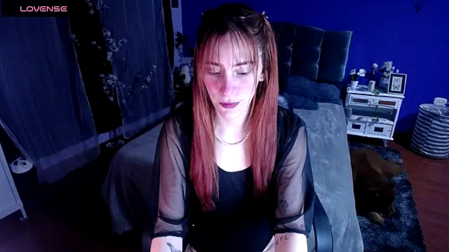 IsaBaileys  online show from November 2025 11:09:01 PM