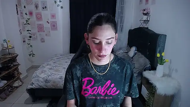 IsaBaileys  online show from June 2026 03:34:02 AM