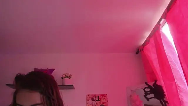 Snapshot of saralolo420 chatting on November 2025 05:56:01 PM saralolo420 online show from November 2025 05:56:01 PM