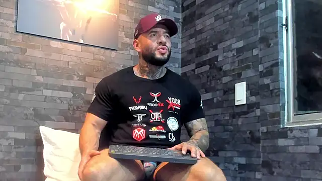 BruceDallas online show from March 2026 01:11:01 AM