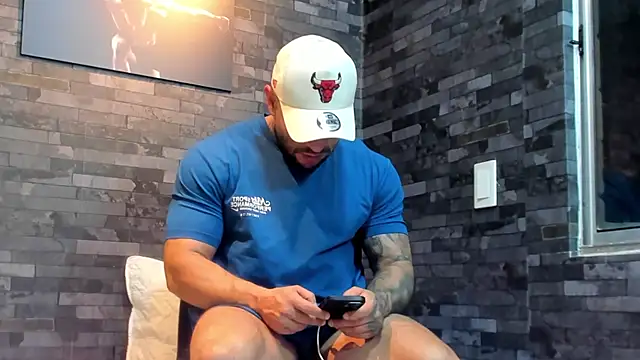 BruceDallas online show from February 2026 04:08:01 AM