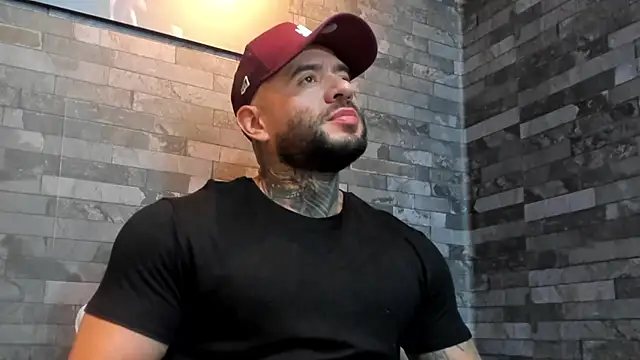 BruceDallas online show from January 2026 03:56:01 AM