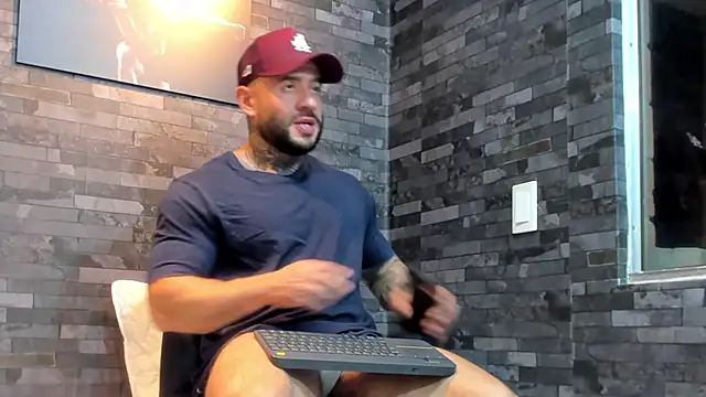 BruceDallas online show from February 2026 01:24:02 AM