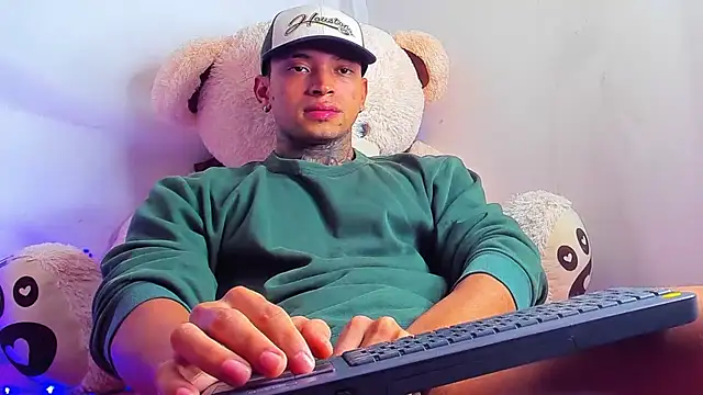 Stiven collins online show from January 2026 08:32:02 AM