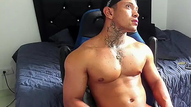 Stiven collins online show from February 2025 01:00:01 PM
