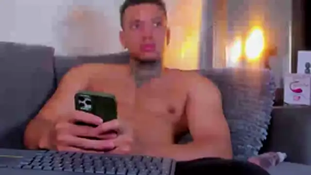 Stiven collins online show from February 2026 02:05:01 PM