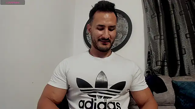 curt xxx online show from May 2026 02:53:01 AM