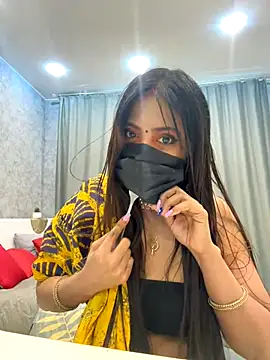 Snapshot of Monalisadon018 chatting on December 2024 09:35:02 AM Monalisadon018 online show from December 2024 09:35:02 AM