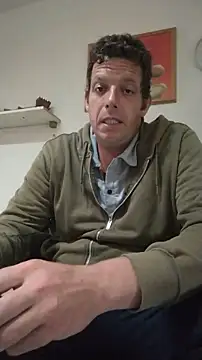 Knuffelstaaf123 online show from July 2026 12:28:01 PM