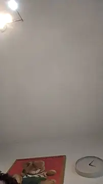 Knuffelstaaf123 online show from October 2025 04:19:01 PM