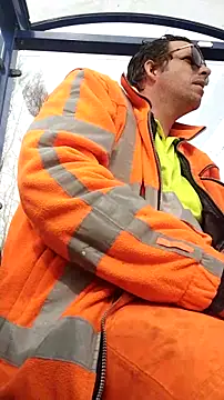 Knuffelstaaf123 online show from March 2026 12:38:01 PM