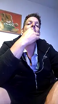 Knuffelstaaf123 online show from October 2025 12:44:01 AM