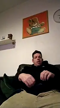 Knuffelstaaf123 online show from February 2026 09:47:01 PM