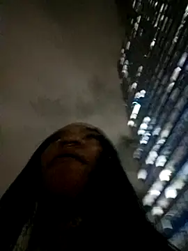 Snapshot of Honey-420- chatting on October 2025 12:00:02 AM Honey-420- online show from October 2025 12:00:02 AM