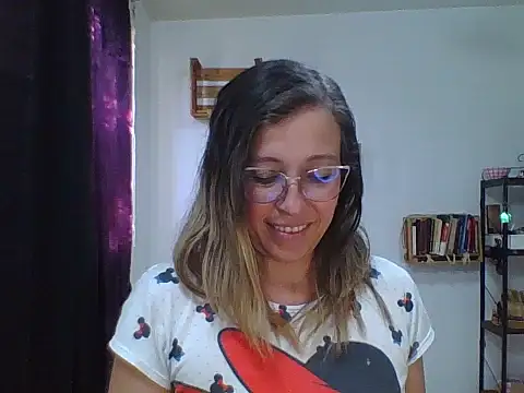 charlott ponce online show from November 2025 10:13:02 PM