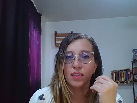 charlott ponce online show from September 2025 06:52:01 PM