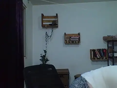 charlott ponce online show from April 2026 04:52:02 AM