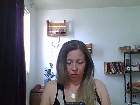 charlott ponce online show from April 2026 08:37:02 PM