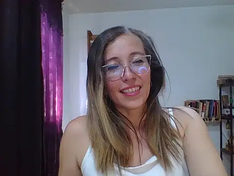 charlott ponce online show from November 2025 06:30:02 PM