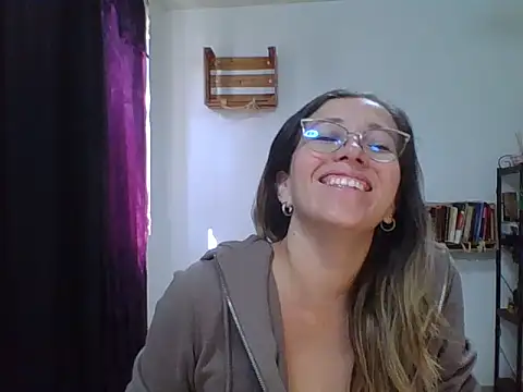 charlott ponce online show from October 2025 06:38:02 PM