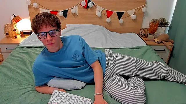 Fandi 777 online show from November 2025 07:01:02 AM