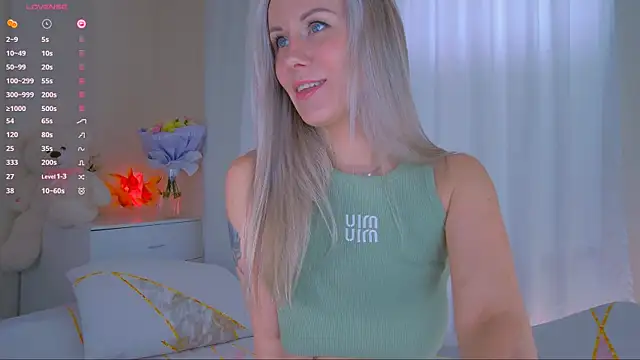 Nika Bloom online show from October 2025 05:07:02 AM