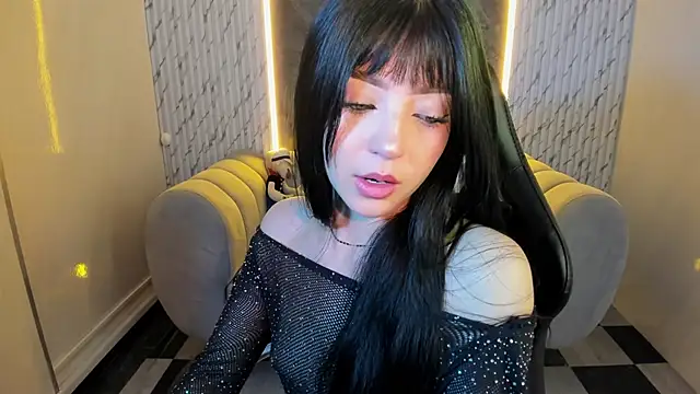 Snapshot of _mia_collins_b_ chatting on October 2025 12:46:01 PM  mia collins b  online show from October 2025 12:46:01 PM