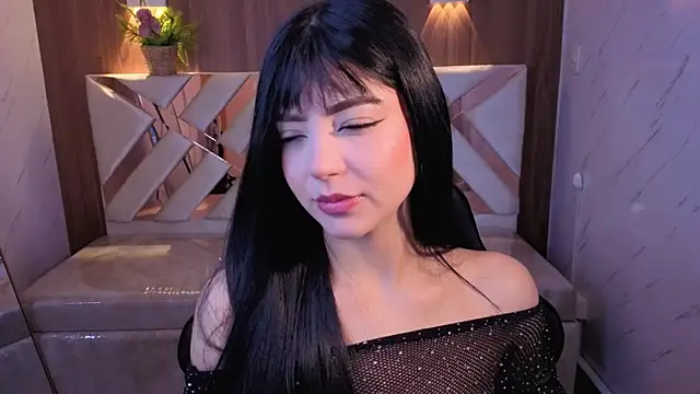 Snapshot of _mia_collins_b_ chatting on December 2025 01:17:02 PM mia collins b online show from December 2025 01:17:02 PM